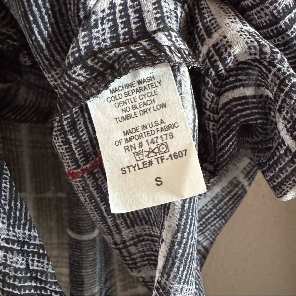 Veronica M Surplice Blouse - Picture 3 of 8